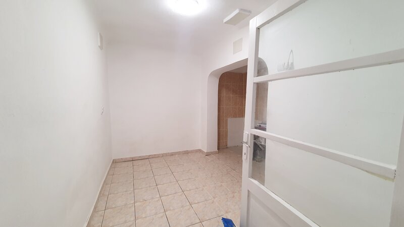 Sectorul 5, Str. Flautului, excelent conectata, zona linistita, casa.