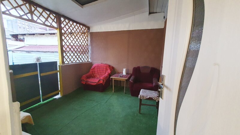 Sectorul 5, Str. Flautului, excelent conectata, zona linistita, casa.